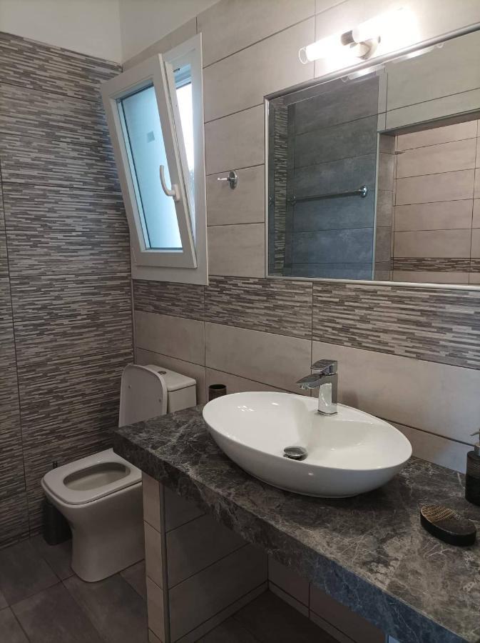 Αlexandros Apartment Votsi  Екстериор снимка