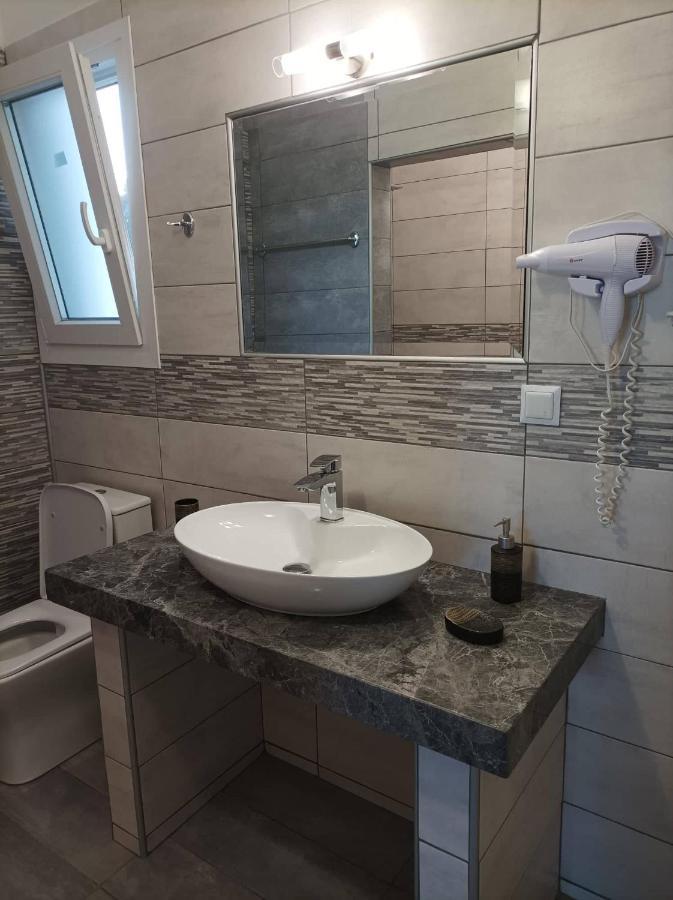 Αlexandros Apartment Votsi  Екстериор снимка