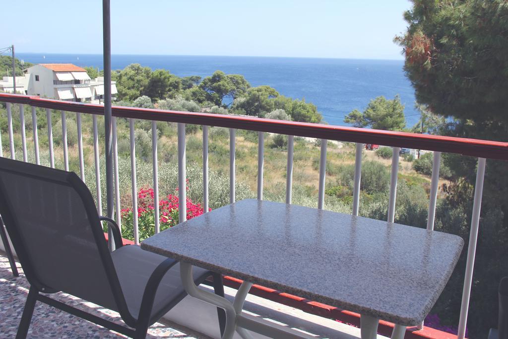 Αlexandros Apartment Votsi  Екстериор снимка