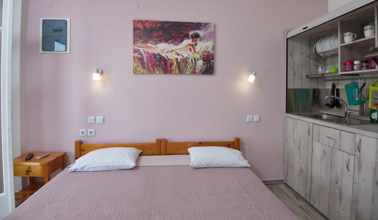 Αlexandros Apartment Votsi  Екстериор снимка